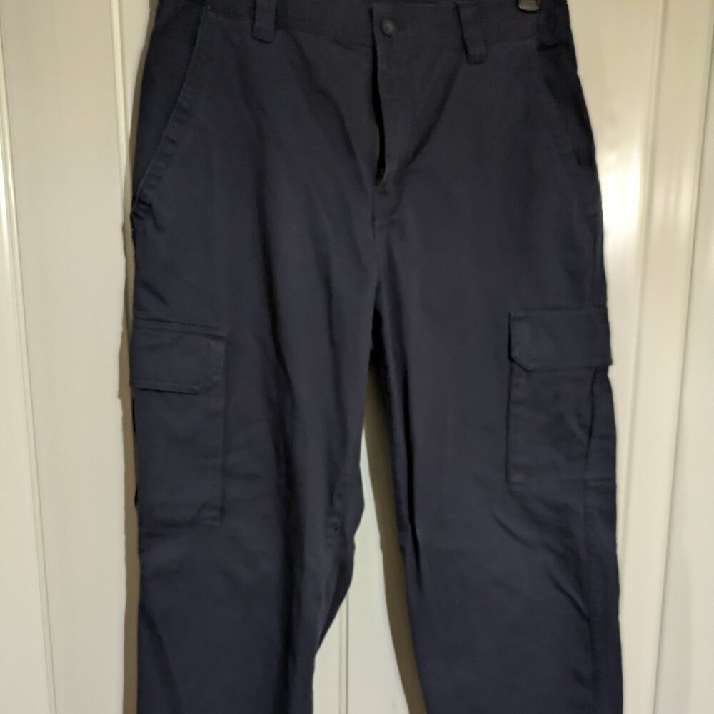 ~NWOT Men's Cargo Navy Blue Pants